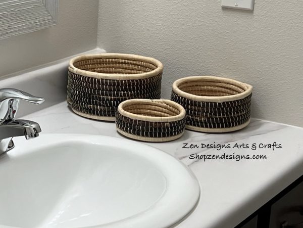 Brown Raffia Nesting Baskets - Set of  three 6 to 9 inches - Image 3